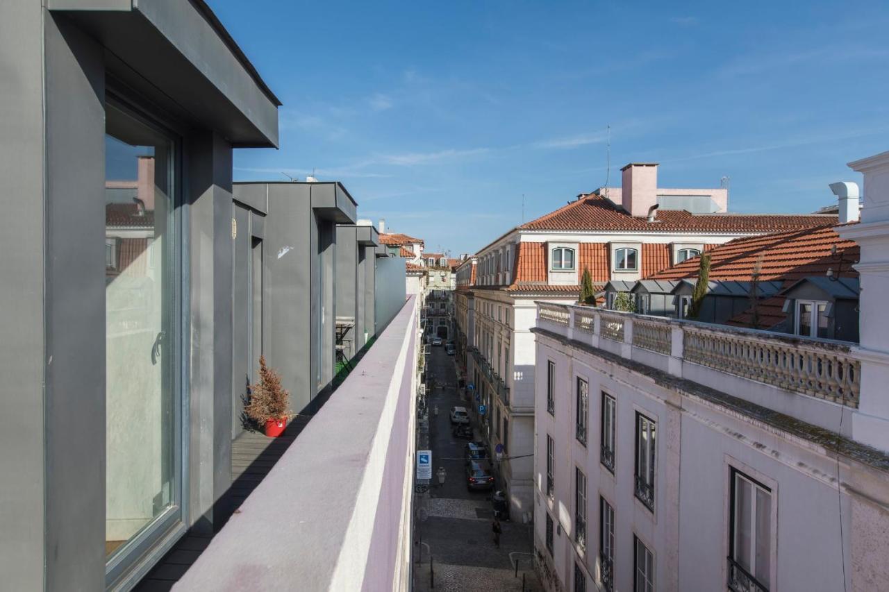 Bairro Alto Stunning Flat With Balcony By Lovelystay Lisbona Esterno foto