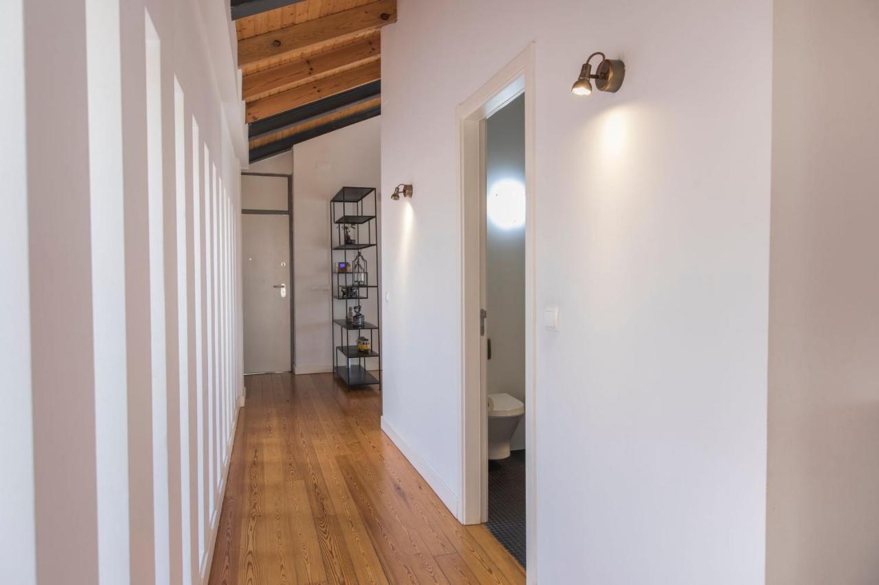 Bairro Alto Stunning Flat With Balcony By Lovelystay Lisbona Esterno foto